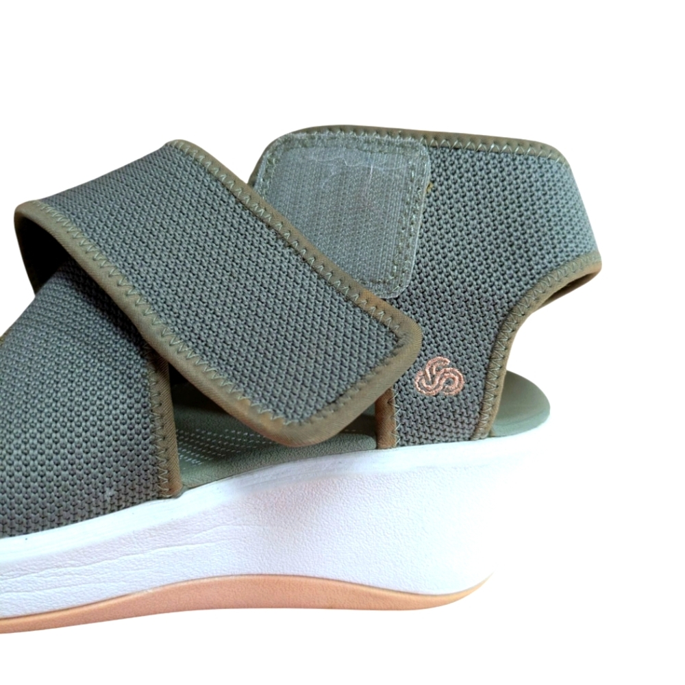 Clarks Cloudsteppers Step Cali Palm Sandasl Green Size 9.5 - Picture 4 of 13